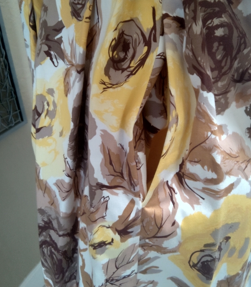 Maggie London Floral Fit-and-Flare Sundress in Yellow and Brown - Picture 3 of 6